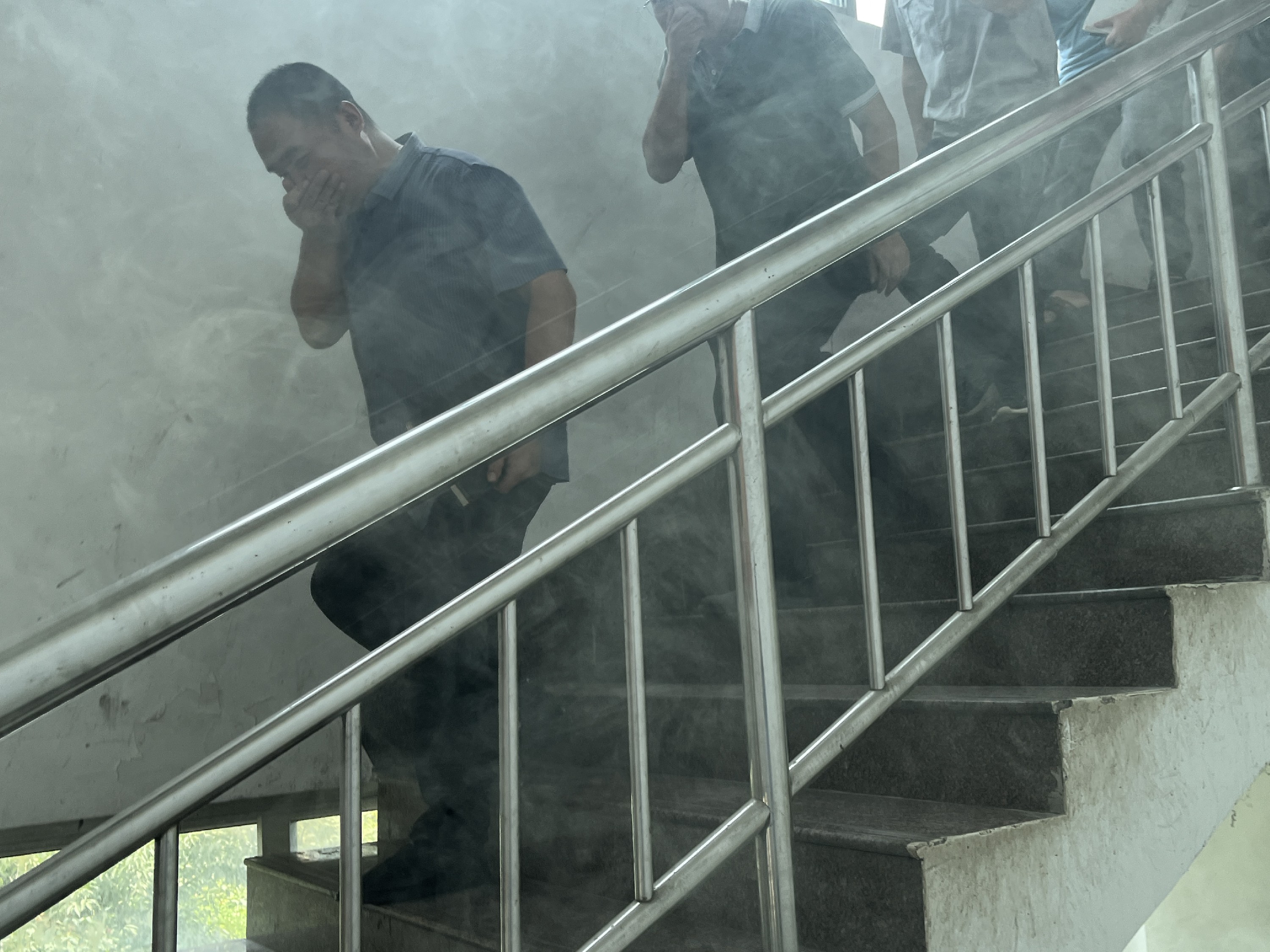 1718931092105320.jpg 1718931092105320.jpg