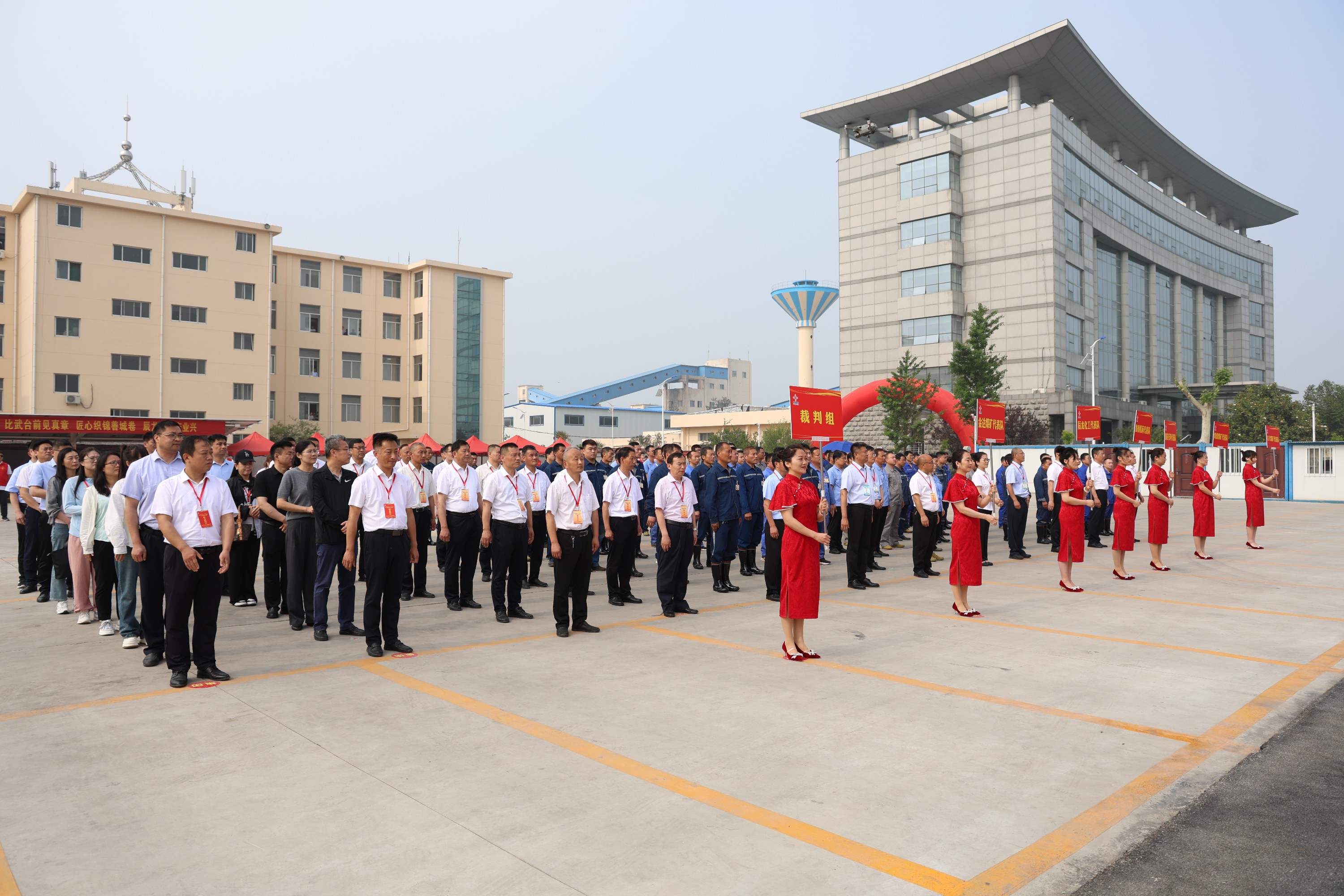 1747648318158937.jpg 1747648318158937.jpg