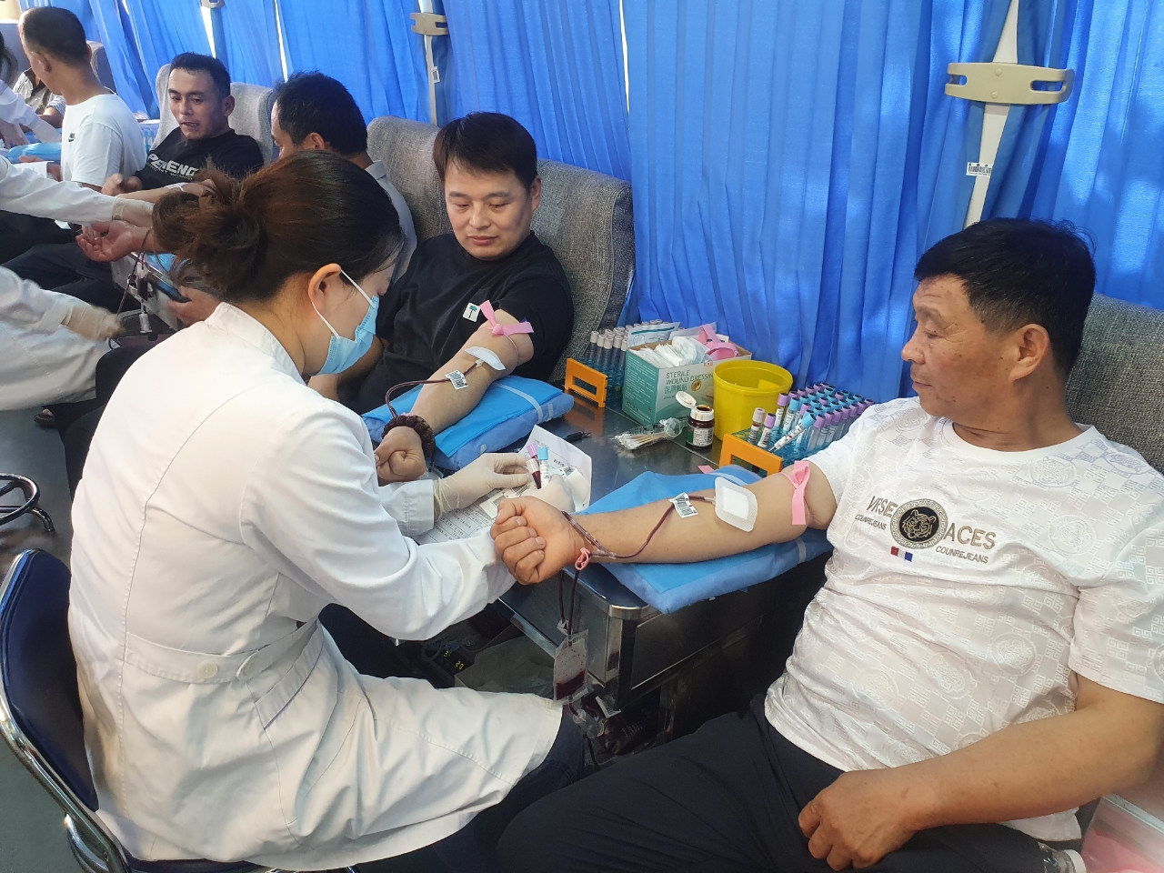 金達煤礦開展義務(wù)獻血活動