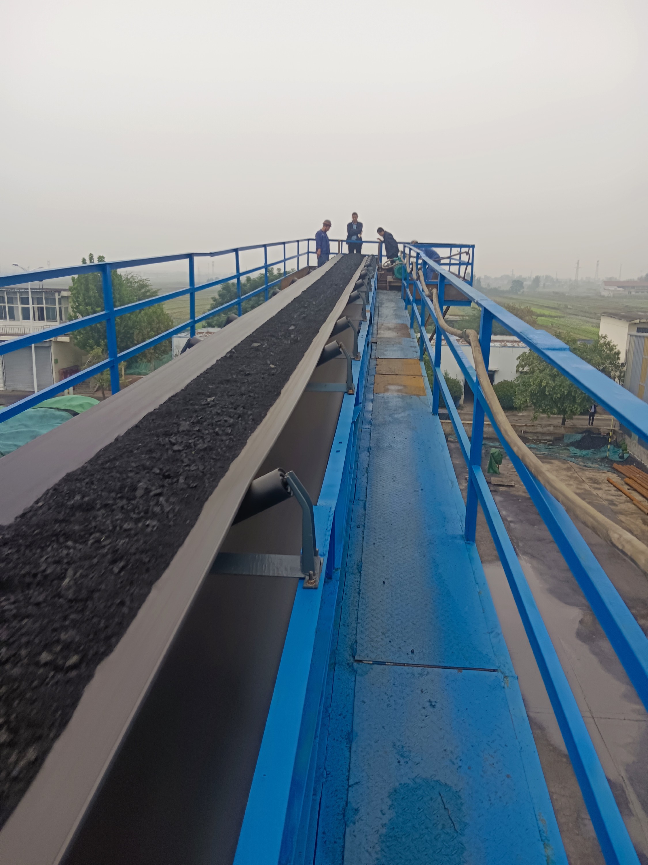 1760085011170322.jpg 1760085011170322.jpg